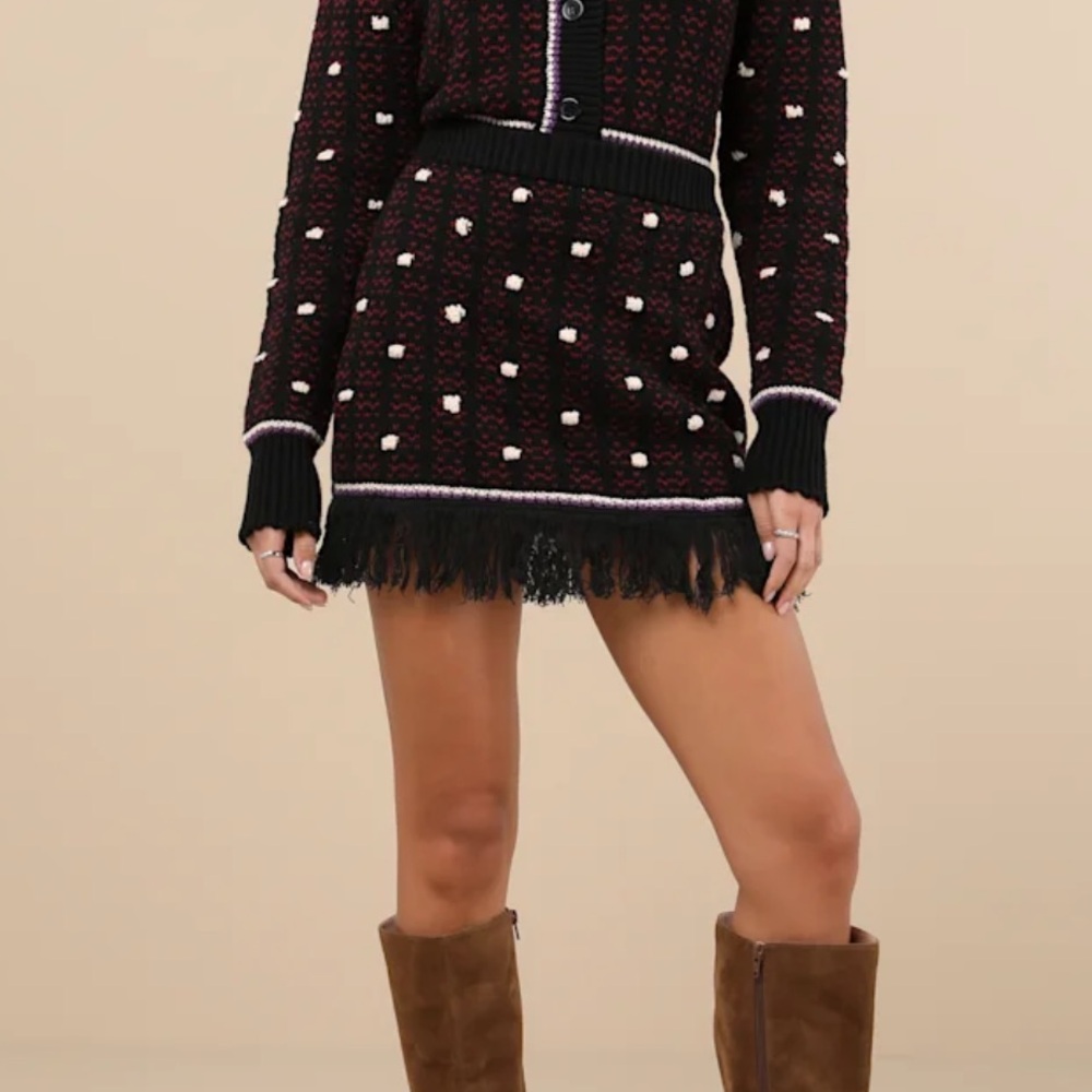 NWT LULUS Knit Cotton Fringe Mini Skirt - Picture 4 of 7